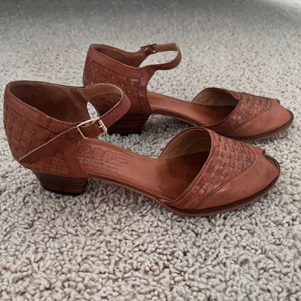CONNIE Peep Toe Pumps Low Block Heels Size 6 Brown Leather Retro Made in Brazil